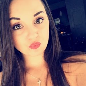 Meet your Posher, Ashlee